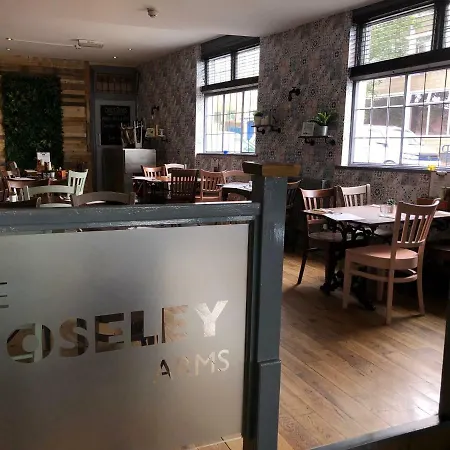 Мініготель The Moseley Arms