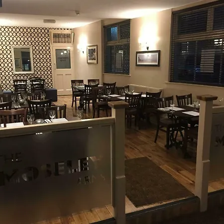 Мініготель The Moseley Arms